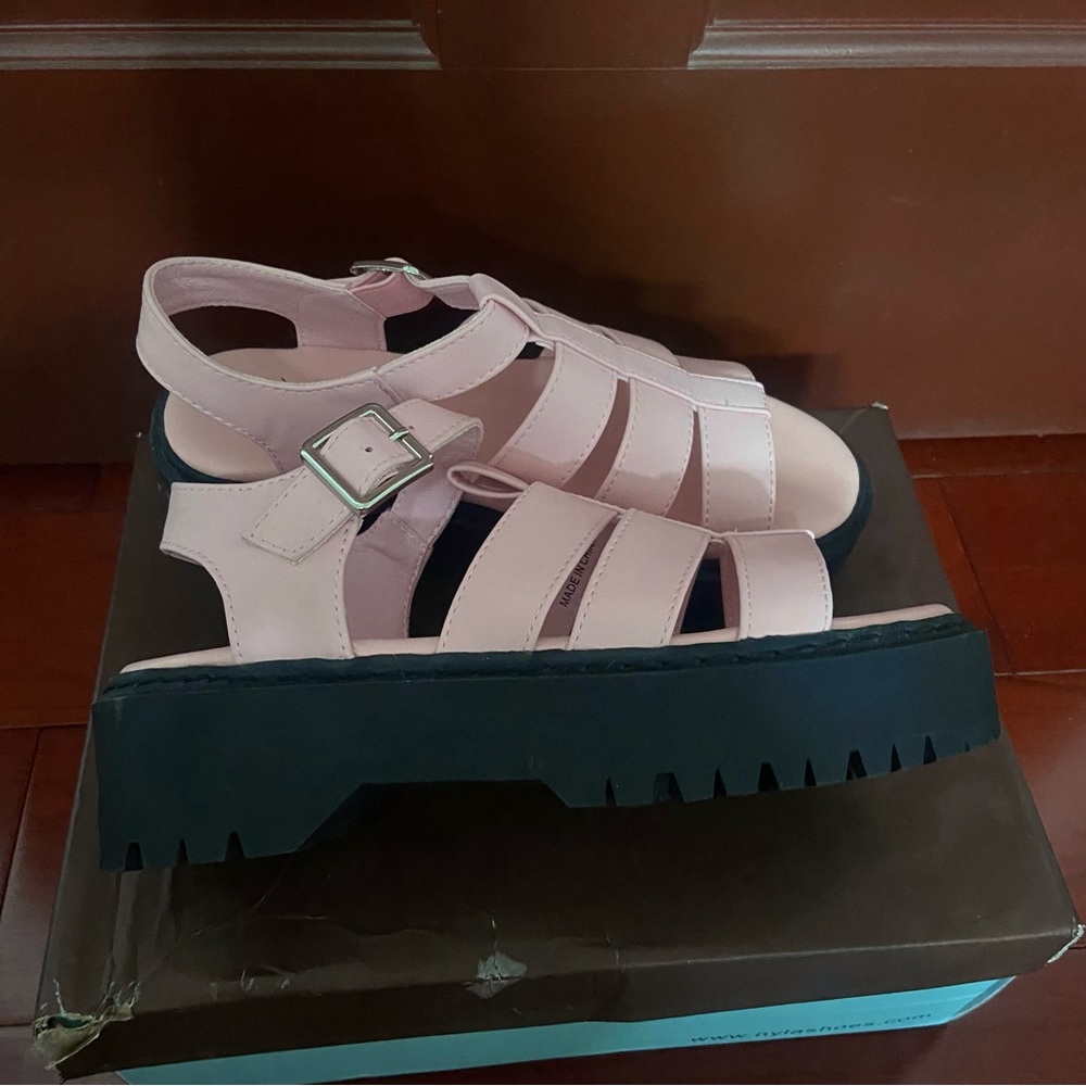 Platform sandals - Picture 6 of 6